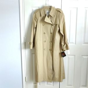 Women's Vintage London Fog Main Coat